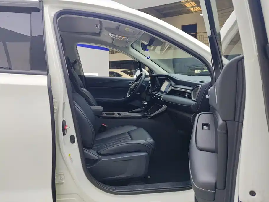 GAC Motor Trumpchi GS4 — фото 8