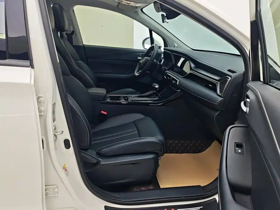 GAC Motor Trumpchi GS4 — фото 8