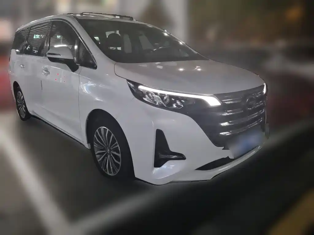 GAC Motor Trumpchi M6 — фото 3
