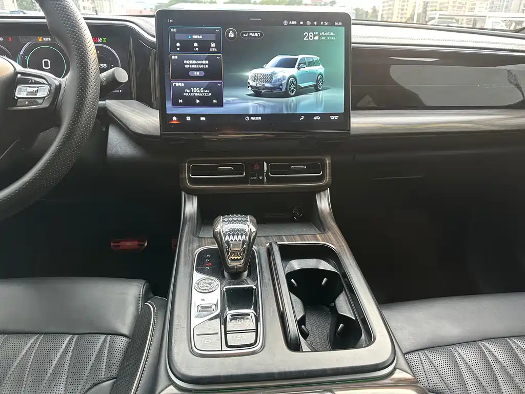 GAC Motor Trumpchi GS8 — фото 8