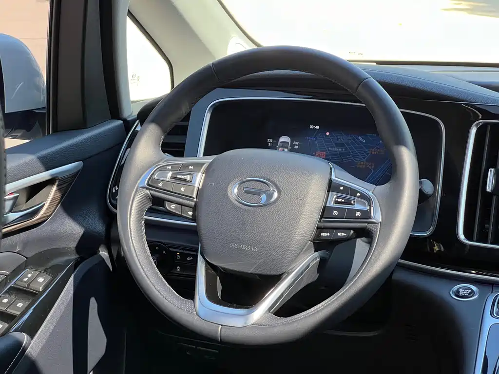 GAC Motor Trumpchi M8 — фото 18