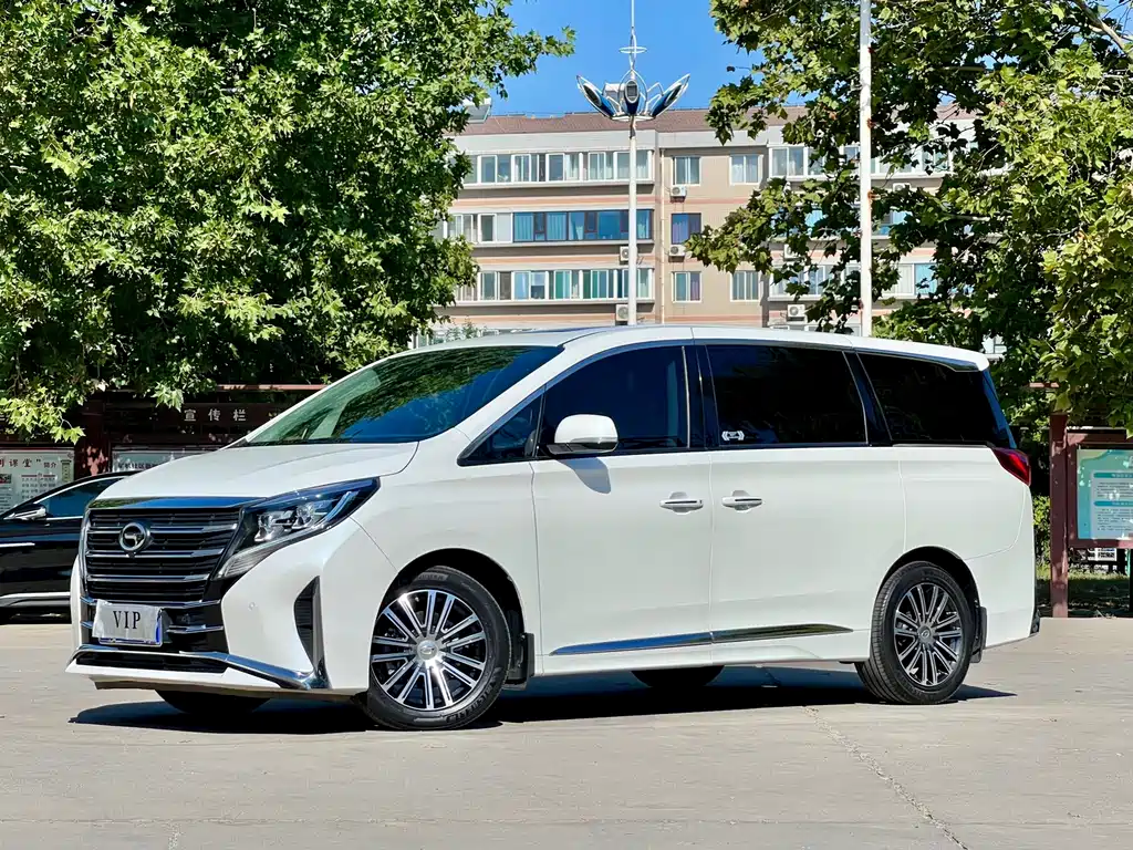 GAC Motor Trumpchi M8