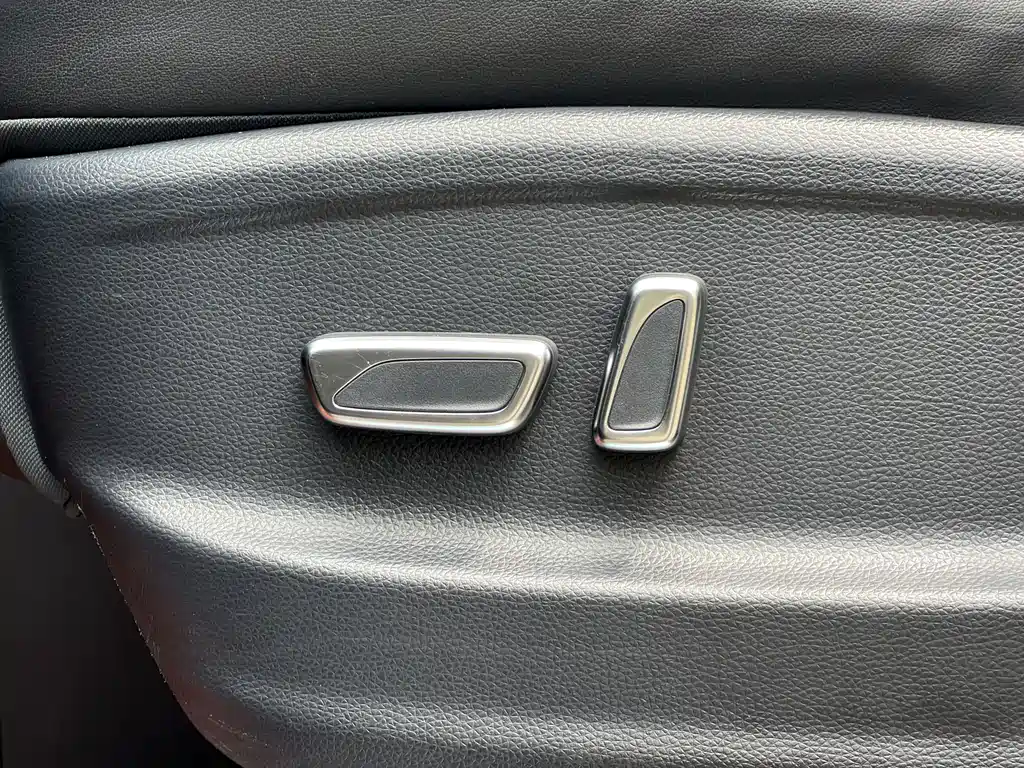 GAC Motor Trumpchi M8 — фото 19