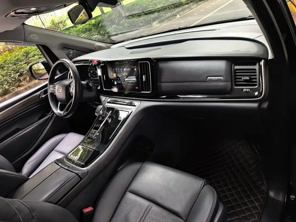 GAC Motor Trumpchi M8 — фото 11