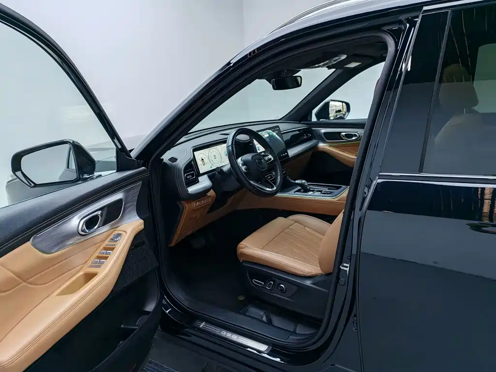 GAC Motor Trumpchi GS8 — фото 19