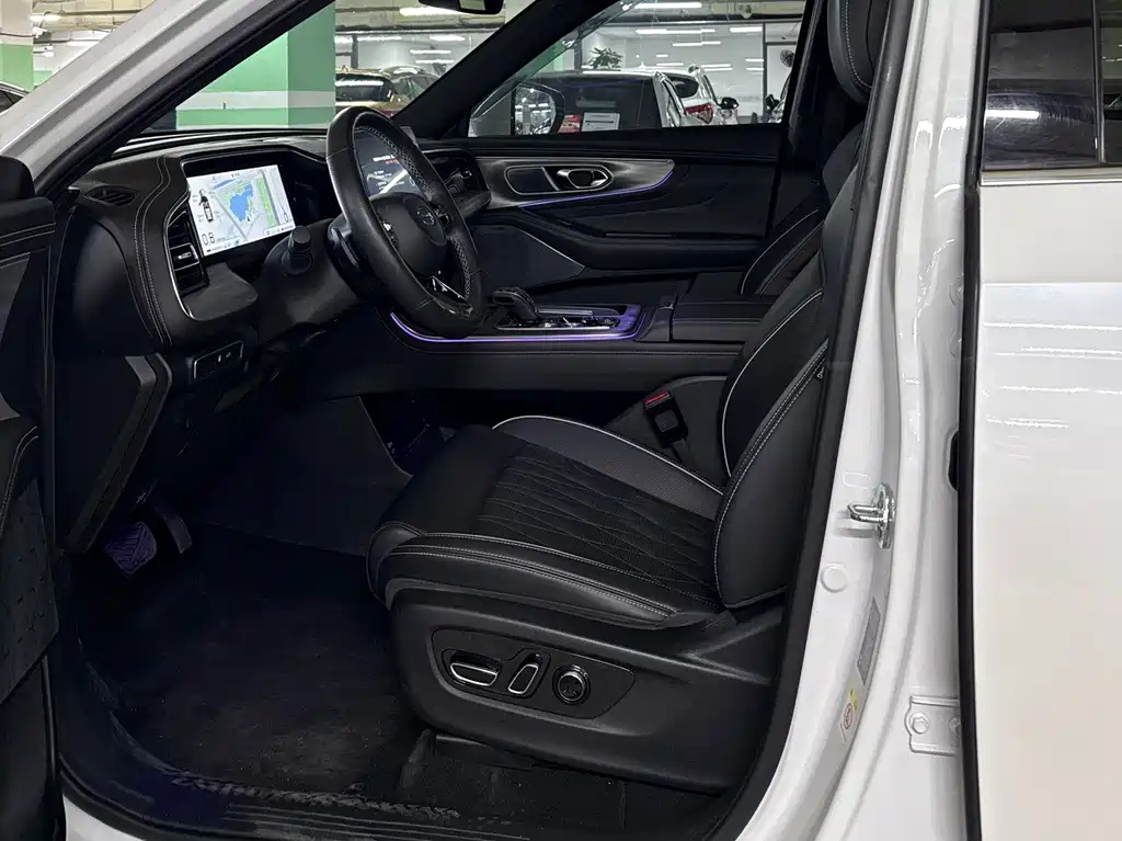 GAC Motor Trumpchi GS8 — фото 9