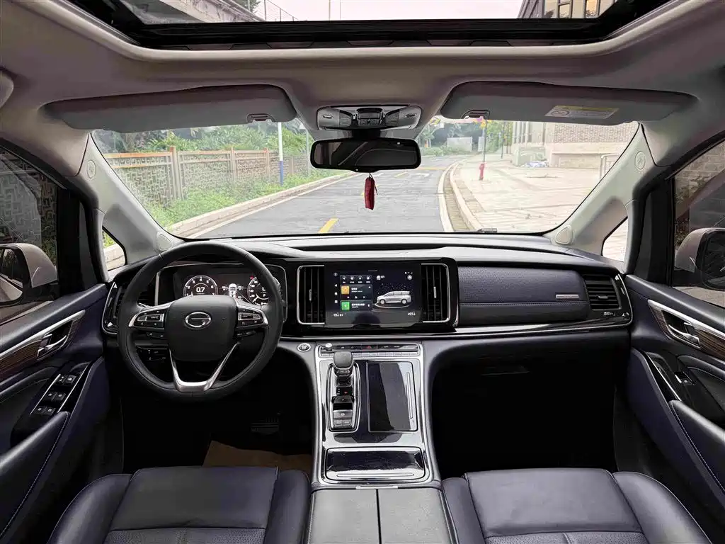 GAC Motor Trumpchi M8 — фото 9