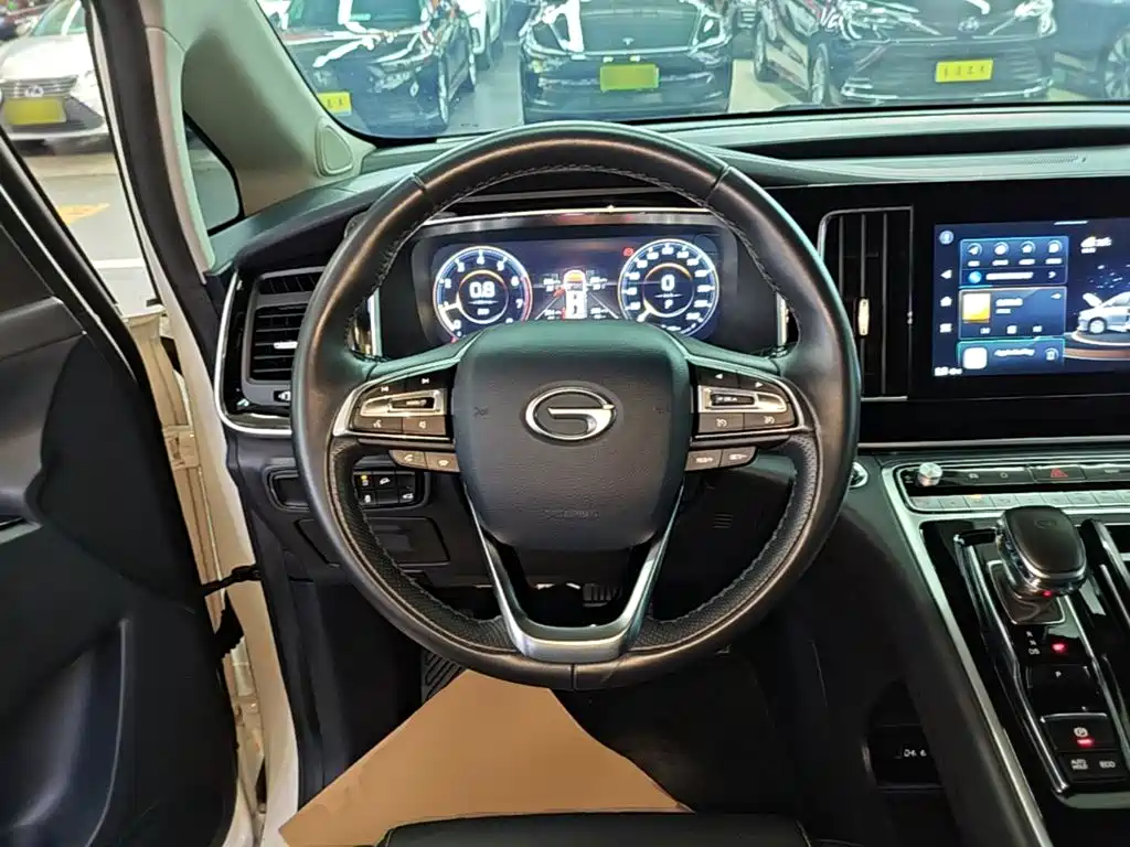 GAC Motor Trumpchi M8 — фото 11