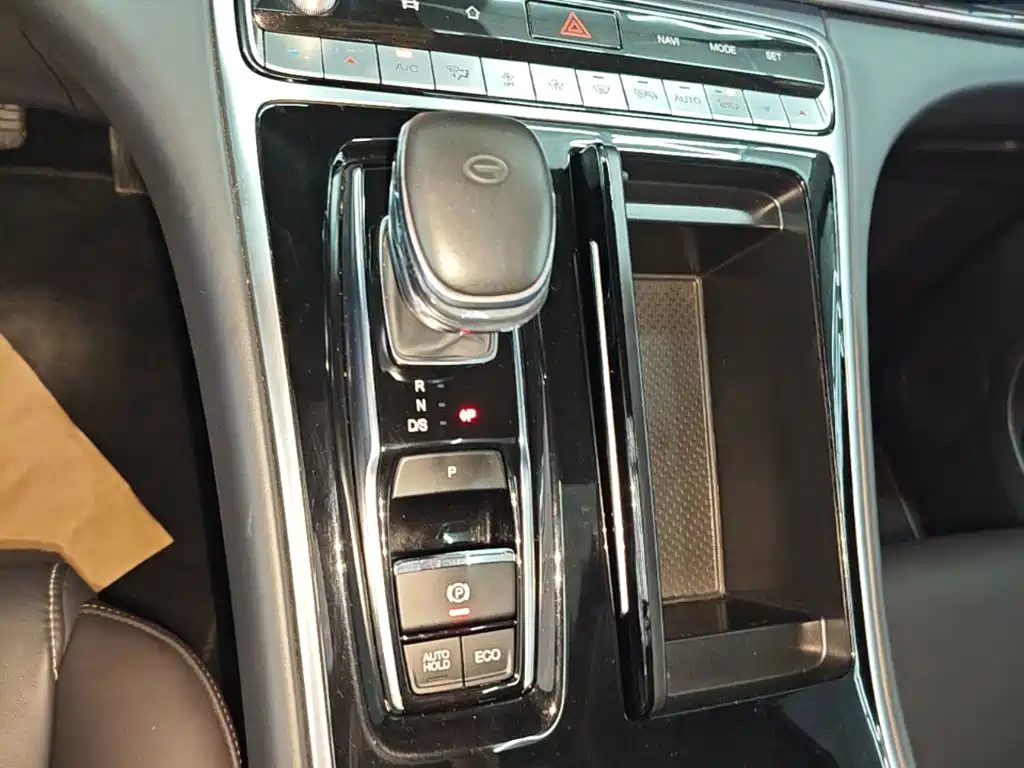 GAC Motor Trumpchi M8 — фото 14