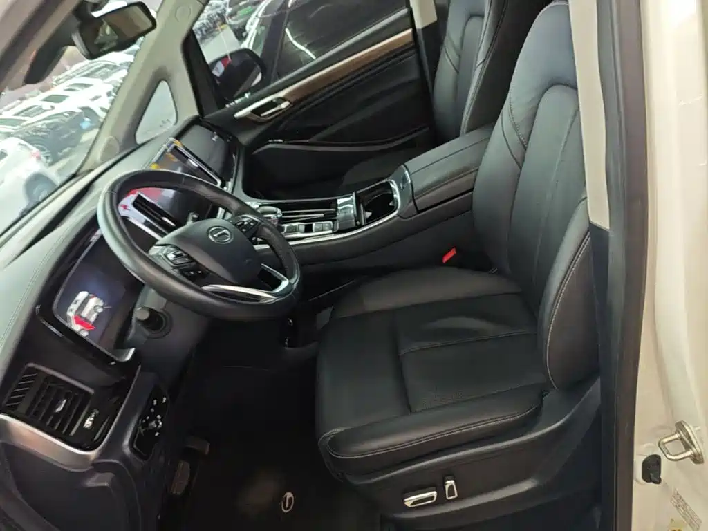 GAC Motor Trumpchi M8 — фото 15