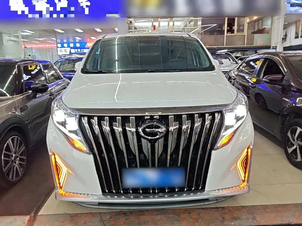 GAC Motor Trumpchi M8 — фото 3