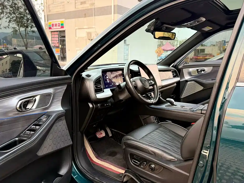 GAC Motor Trumpchi GS8 — фото 4