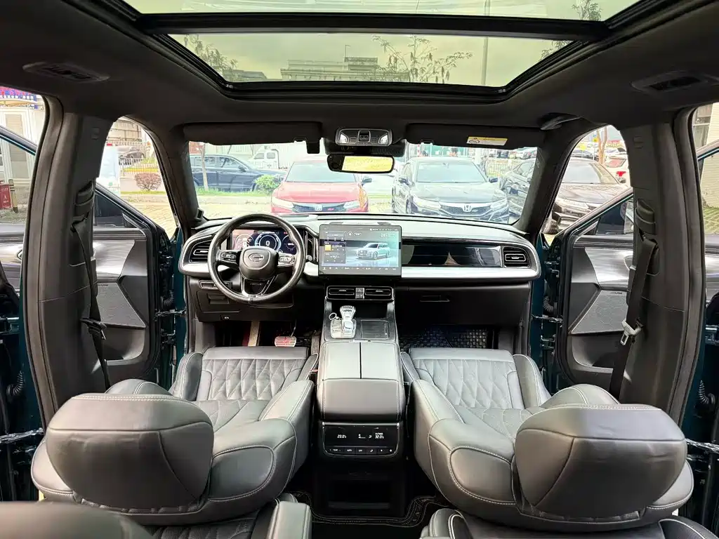 GAC Motor Trumpchi GS8 — фото 5