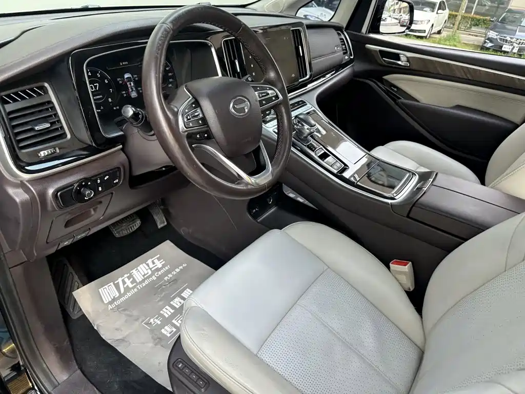 GAC Motor Trumpchi M8 — фото 11