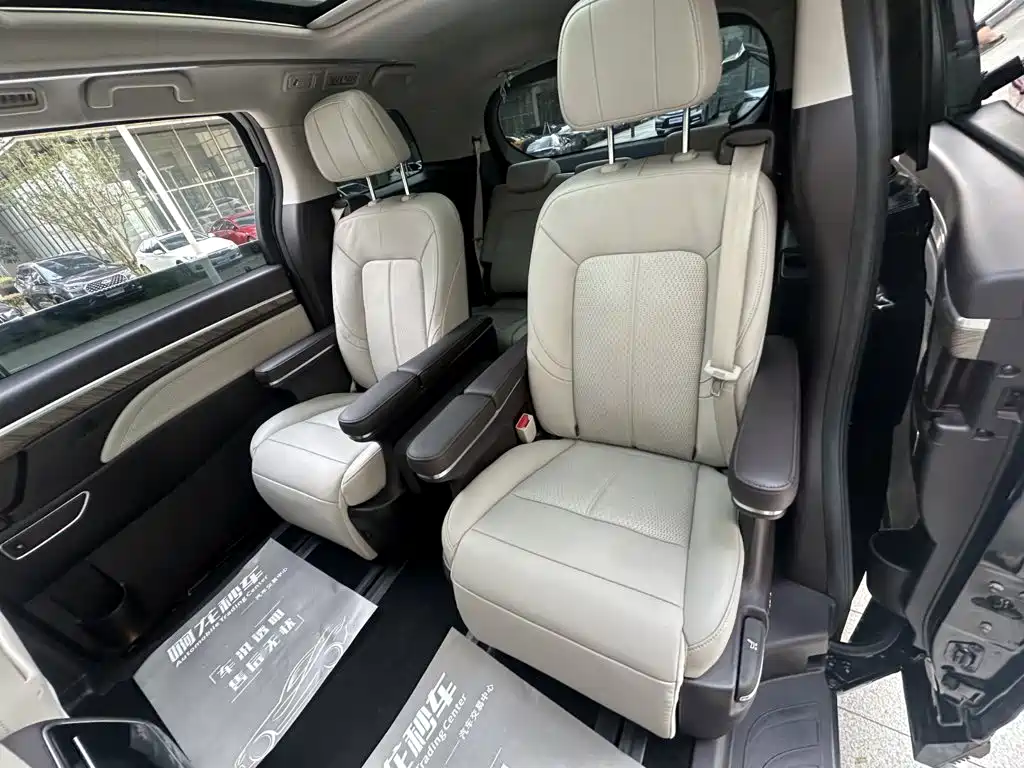 GAC Motor Trumpchi M8 — фото 9