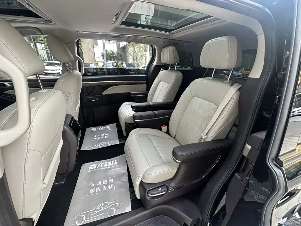 GAC Motor Trumpchi M8 — фото 10
