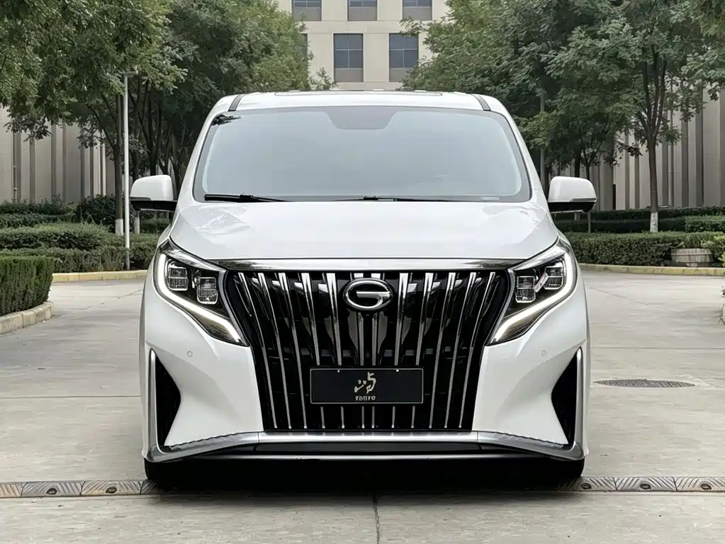 GAC Motor Trumpchi M8 — фото 2