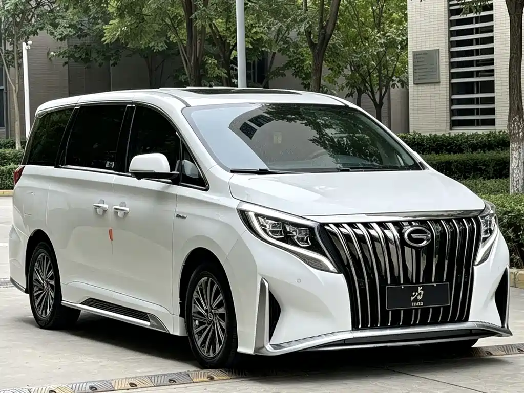 GAC Motor Trumpchi M8 — фото 3