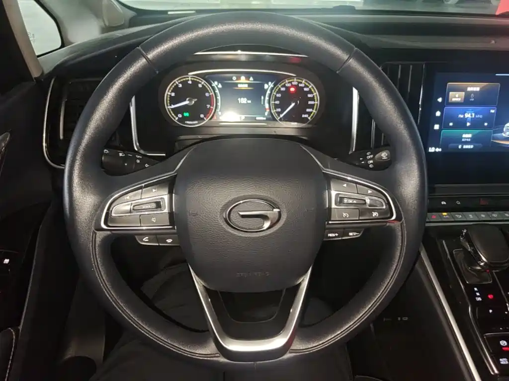 GAC Motor Trumpchi M8 — фото 11