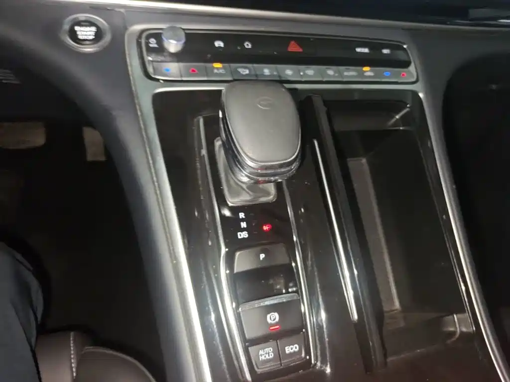 GAC Motor Trumpchi M8 — фото 14