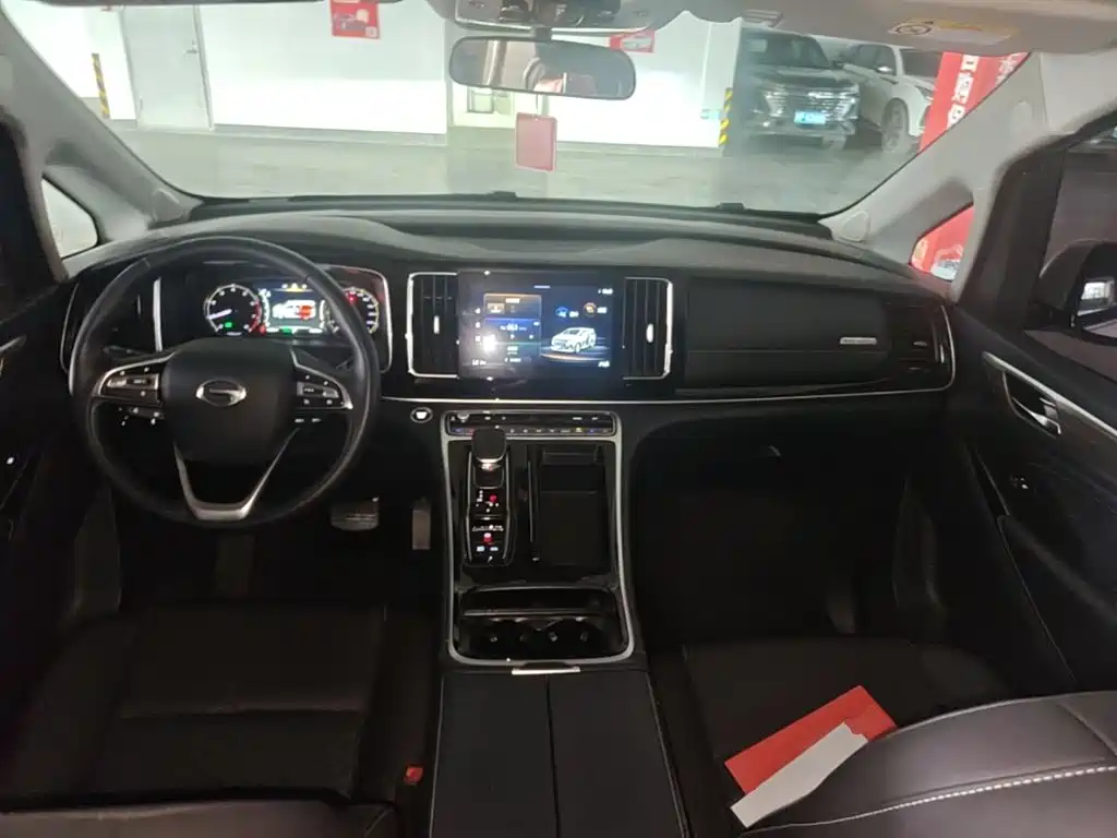 GAC Motor Trumpchi M8 — фото 10