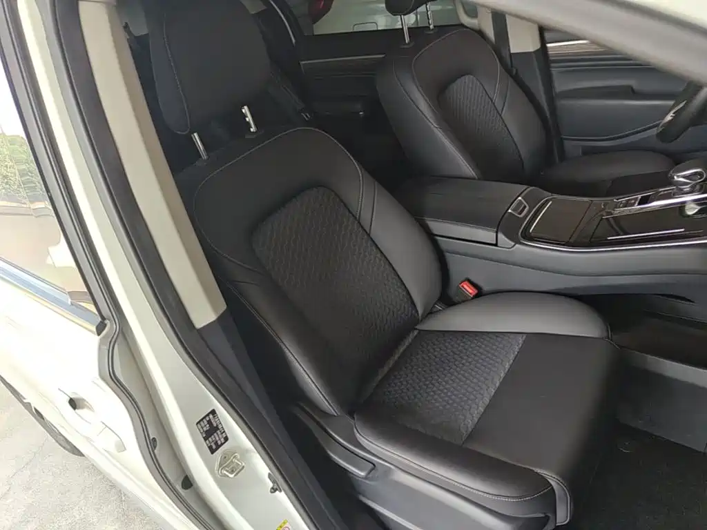 GAC Motor Trumpchi M8 — фото 25