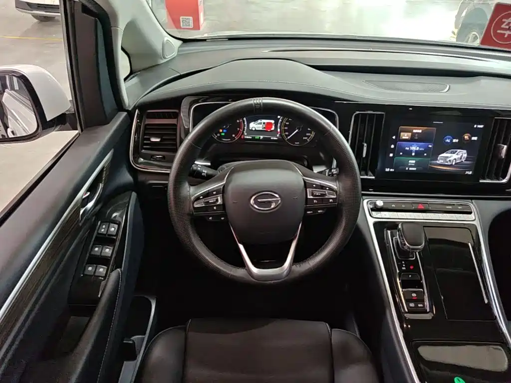 GAC Motor Trumpchi M8 — фото 11