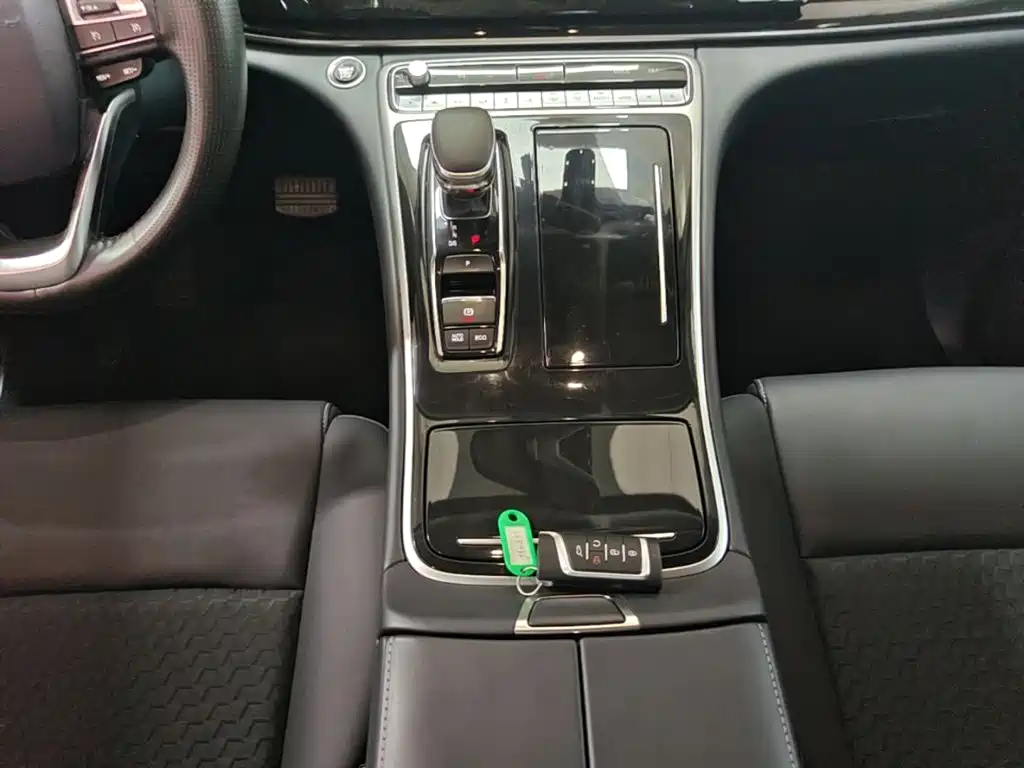 GAC Motor Trumpchi M8 — фото 14