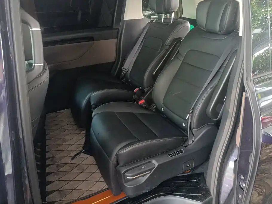 GAC Motor Trumpchi E8 — фото 11