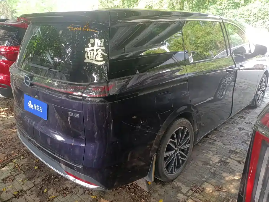 GAC Motor Trumpchi E8 — фото 3