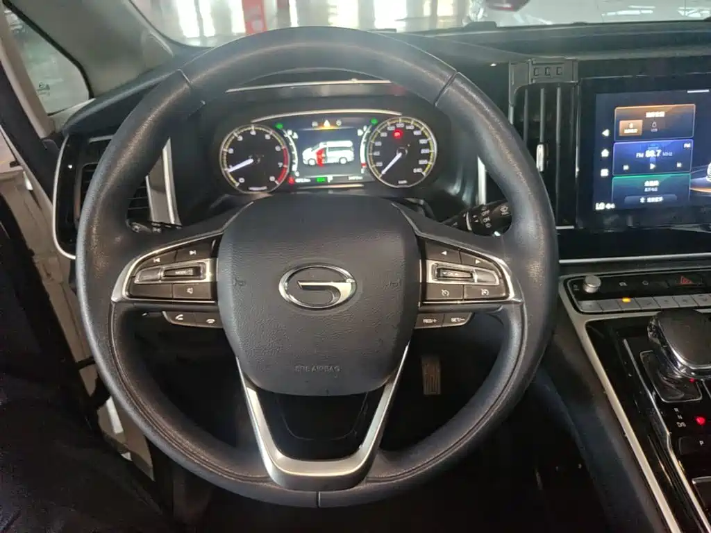 GAC Motor Trumpchi M8 — фото 11