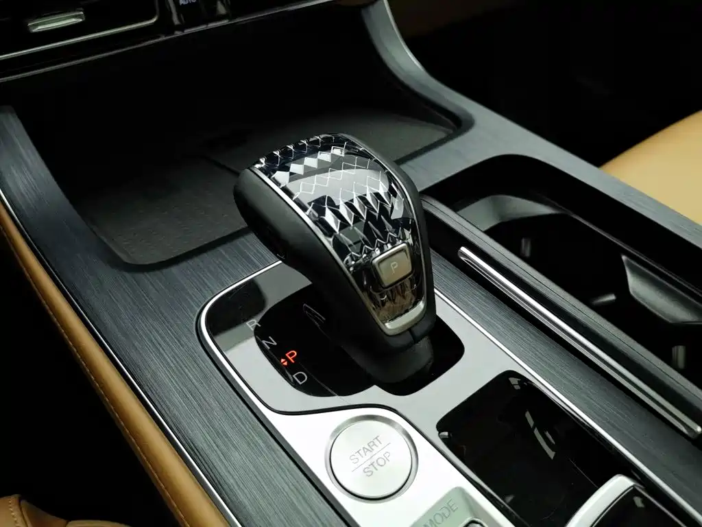 GAC Motor Trumpchi GS8 — фото 13