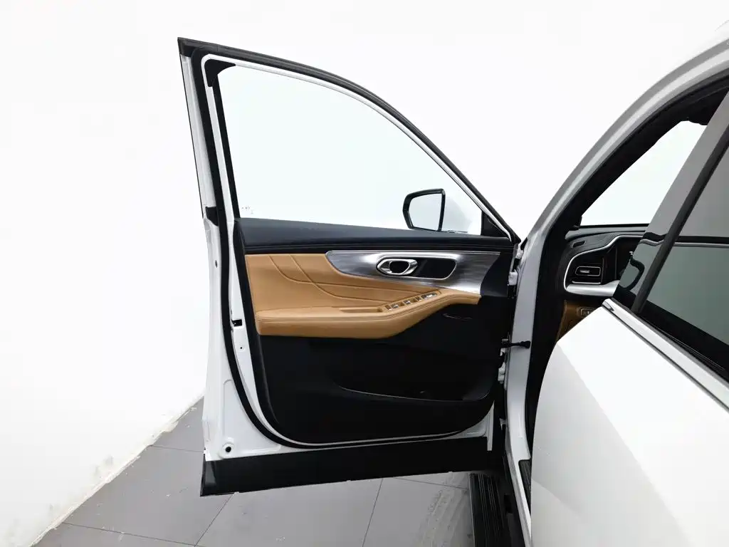 GAC Motor Trumpchi GS8 — фото 8