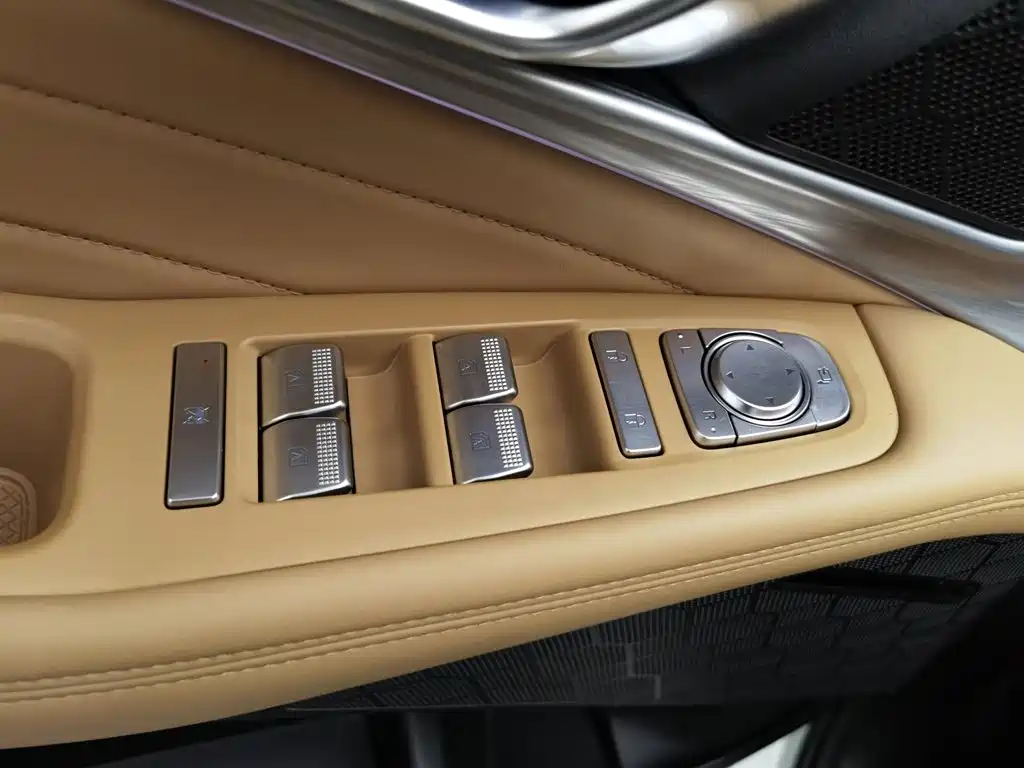 GAC Motor Trumpchi GS8 — фото 9