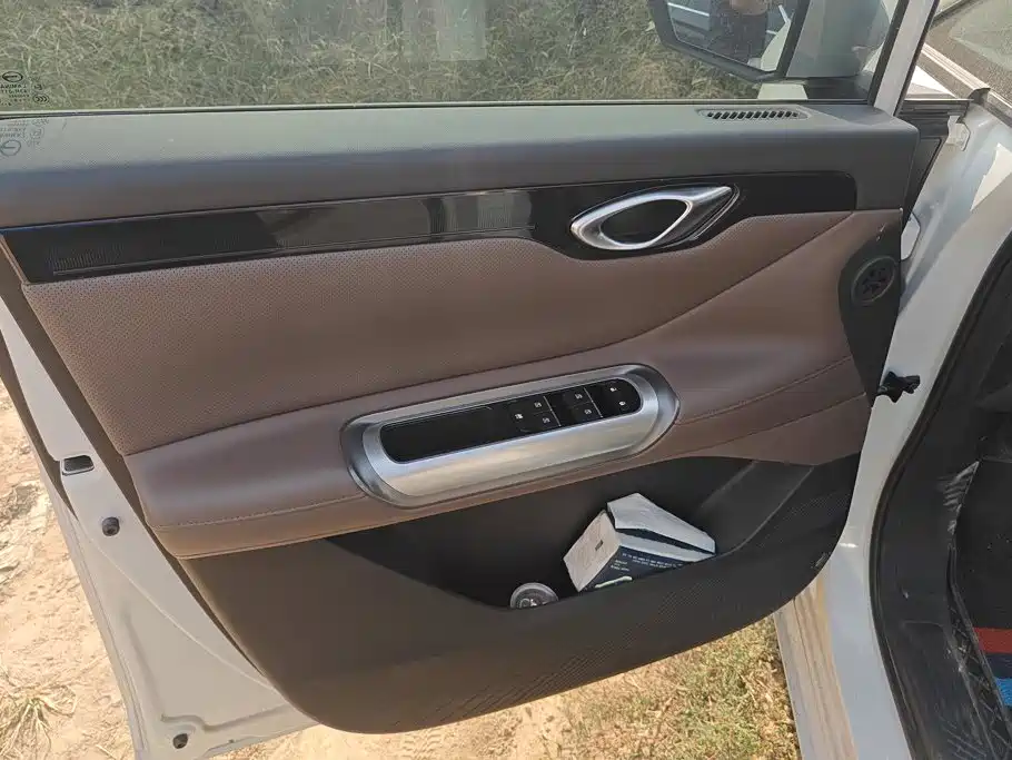 GAC Motor Trumpchi E8 — фото 7