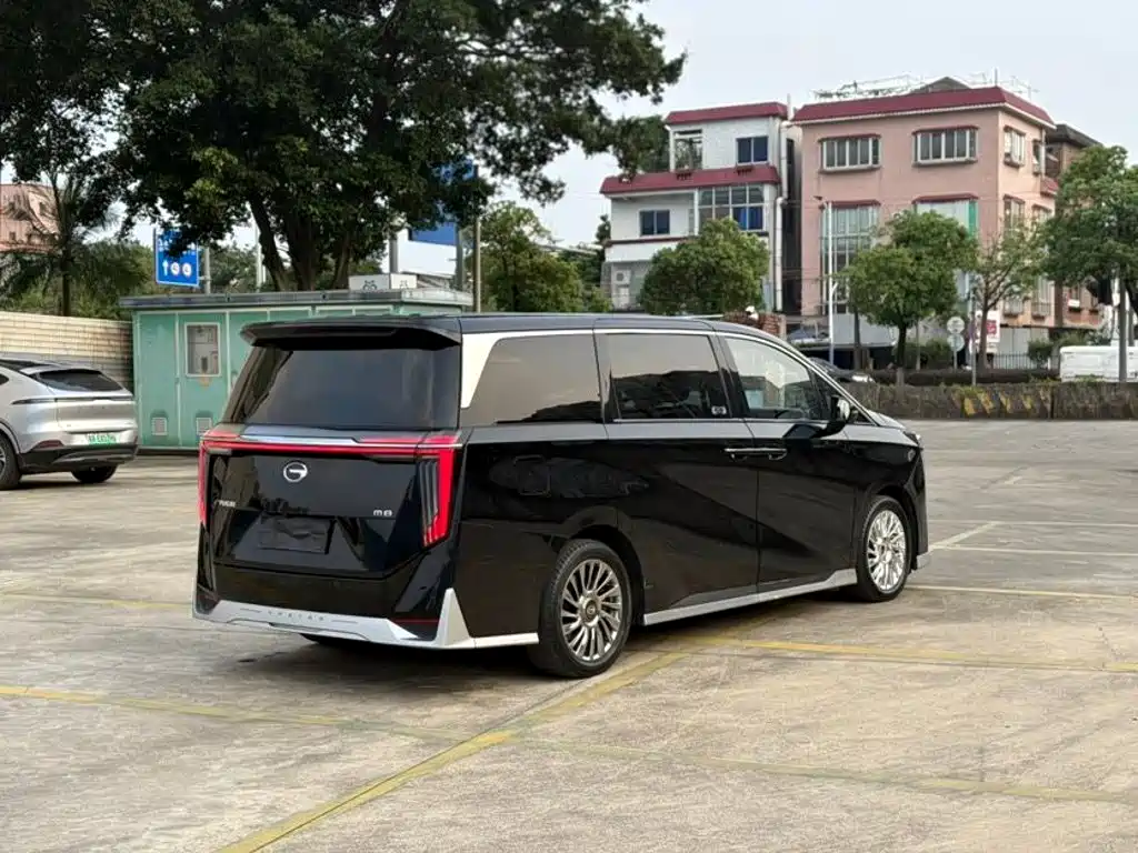 GAC Motor Trumpchi M8 — фото 4