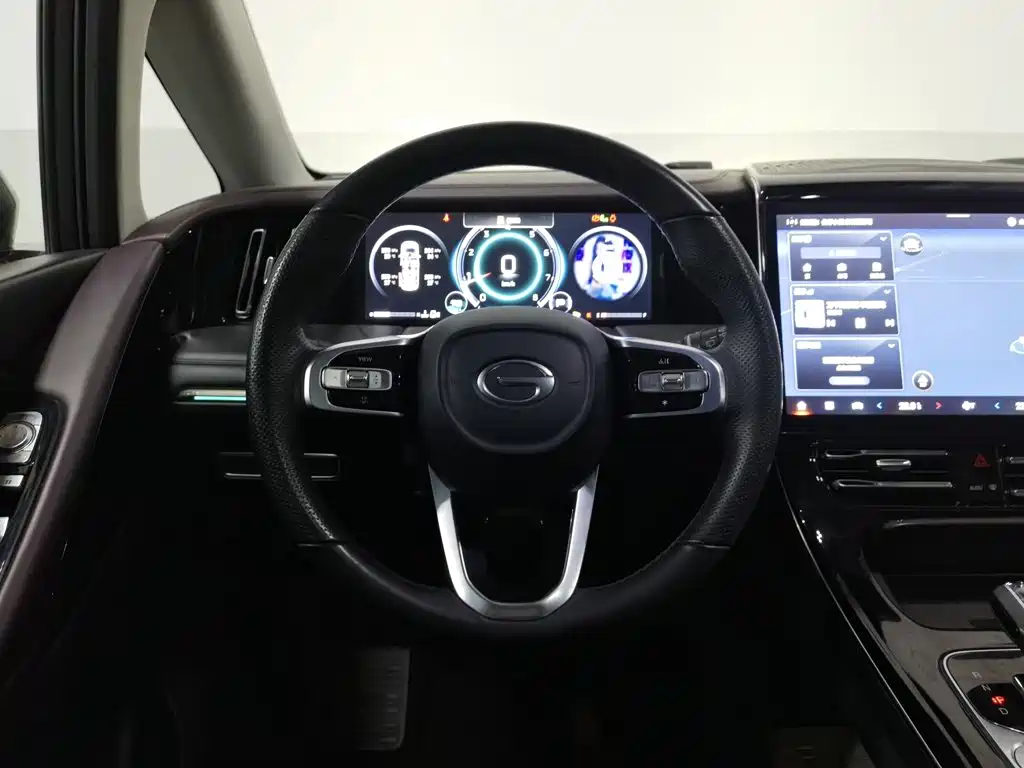 GAC Motor Trumpchi M8 — фото 11