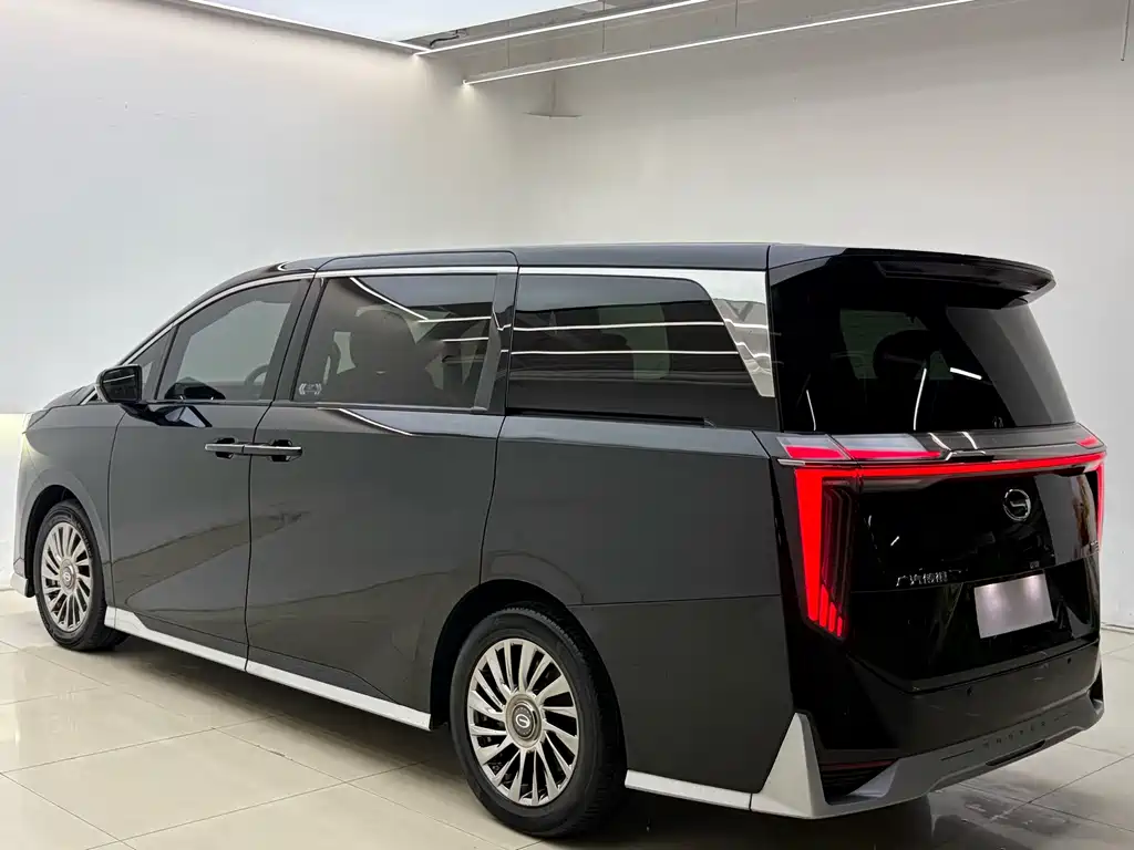 GAC Motor Trumpchi M8 — фото 15