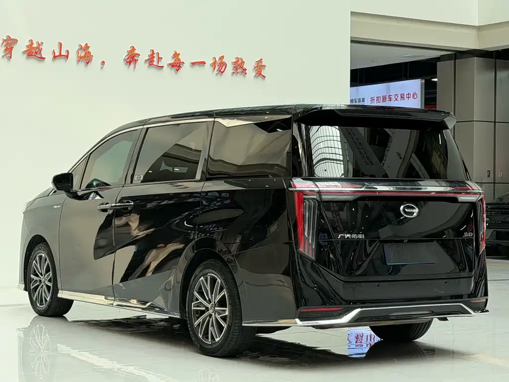 GAC Motor Trumpchi M8 — фото 13