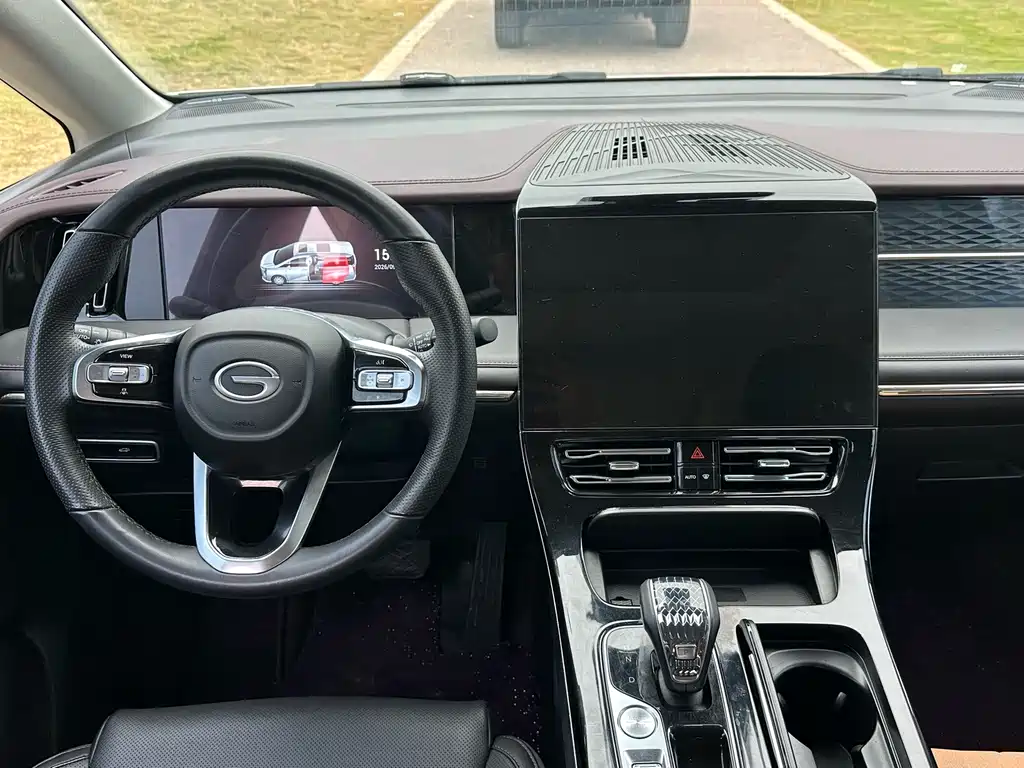 GAC Motor Trumpchi M8 — фото 4