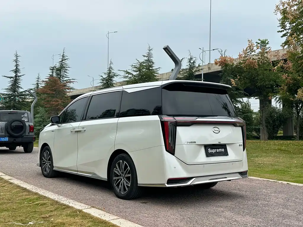 GAC Motor Trumpchi M8 — фото 10
