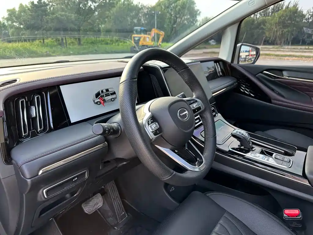 GAC Motor Trumpchi M8 — фото 15