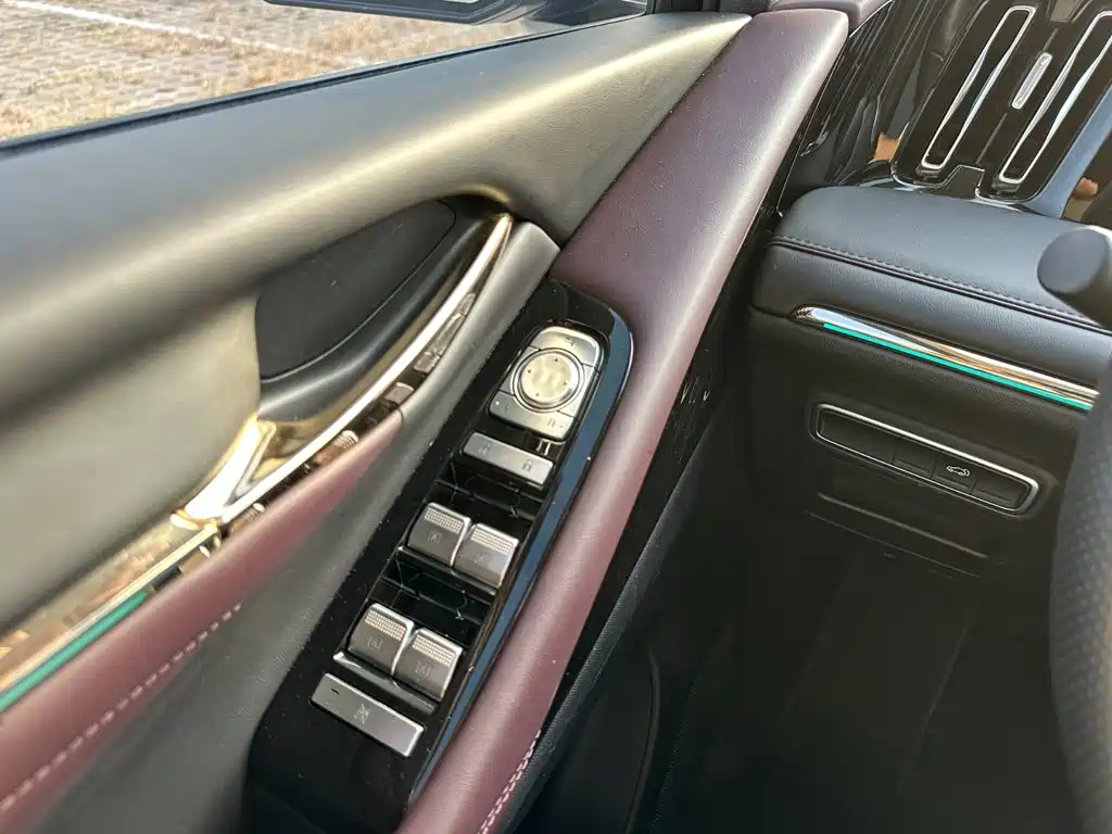 GAC Motor Trumpchi M8 — фото 25