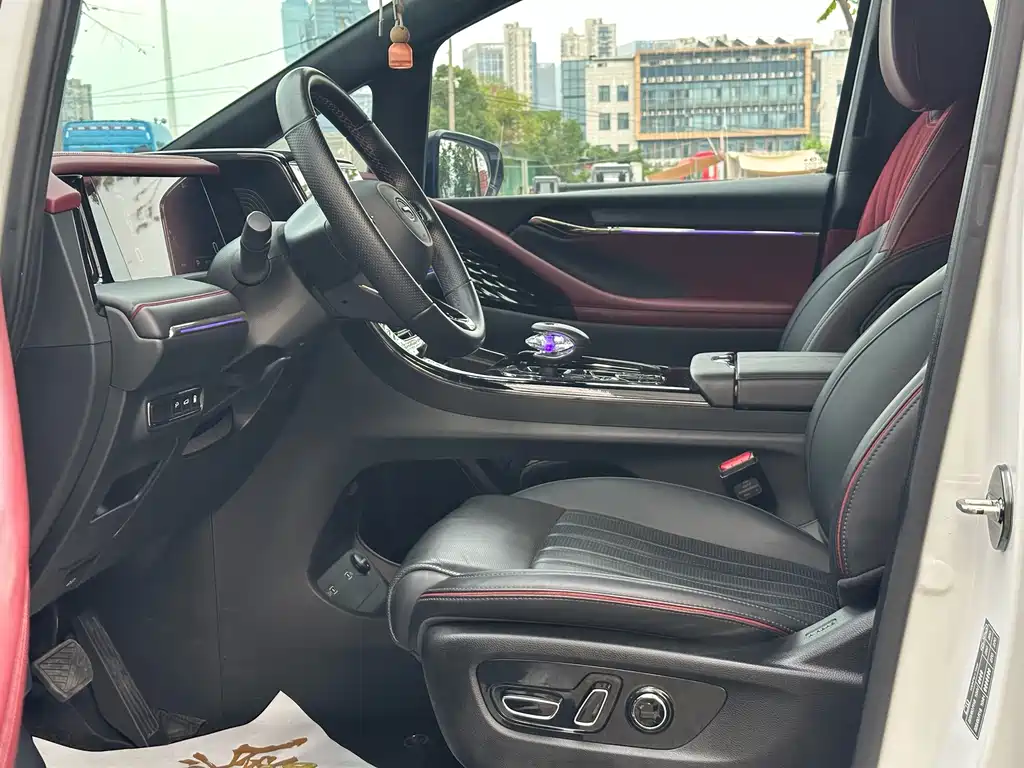 GAC Motor Trumpchi E9 — фото 4