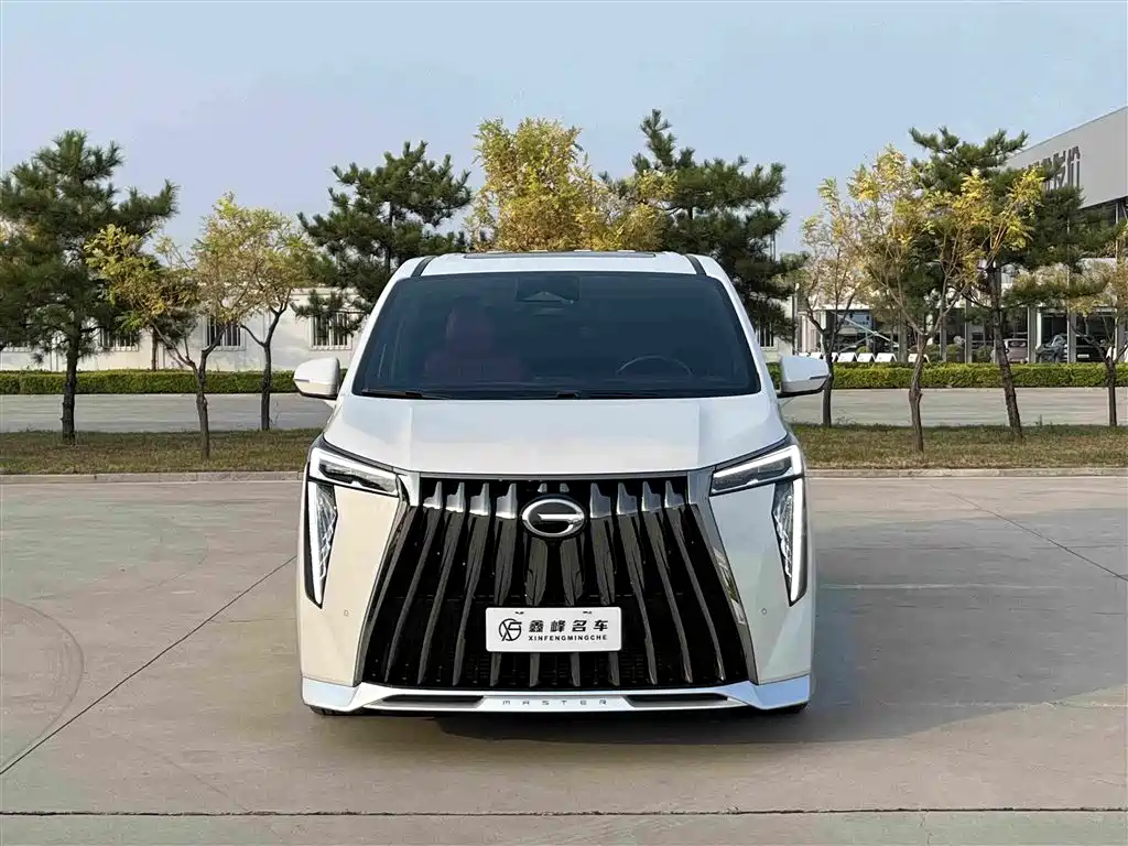 GAC Motor Trumpchi M8 — фото 2