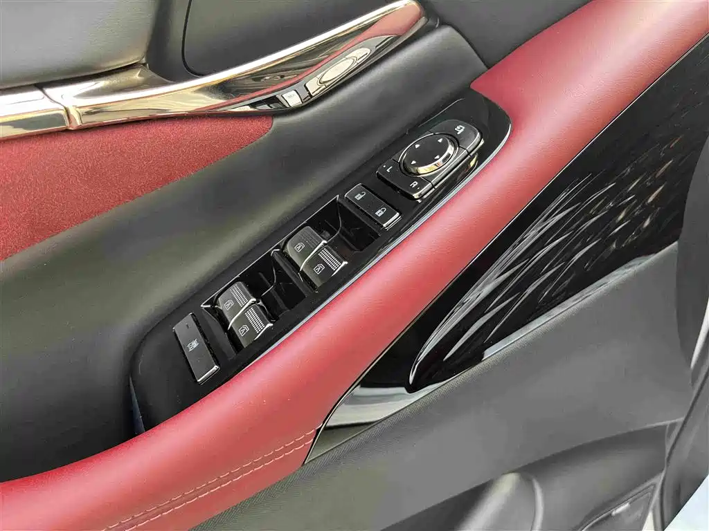 GAC Motor Trumpchi M8 — фото 8
