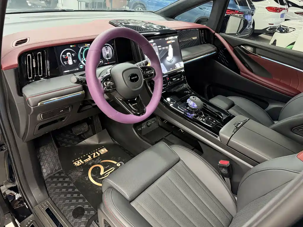 GAC Motor Trumpchi M8 — фото 14