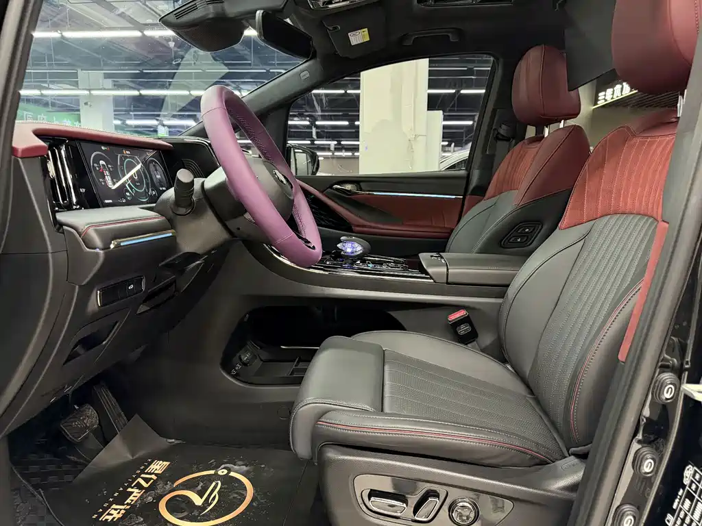 GAC Motor Trumpchi M8 — фото 15