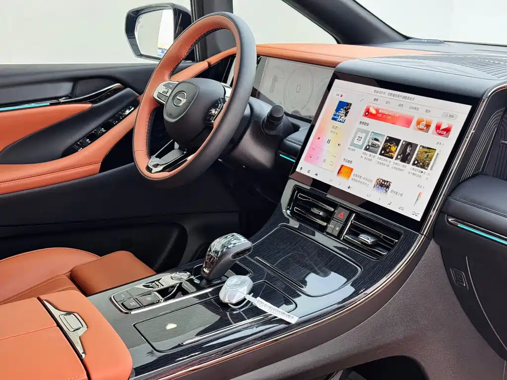 GAC Motor Trumpchi M8 — фото 6