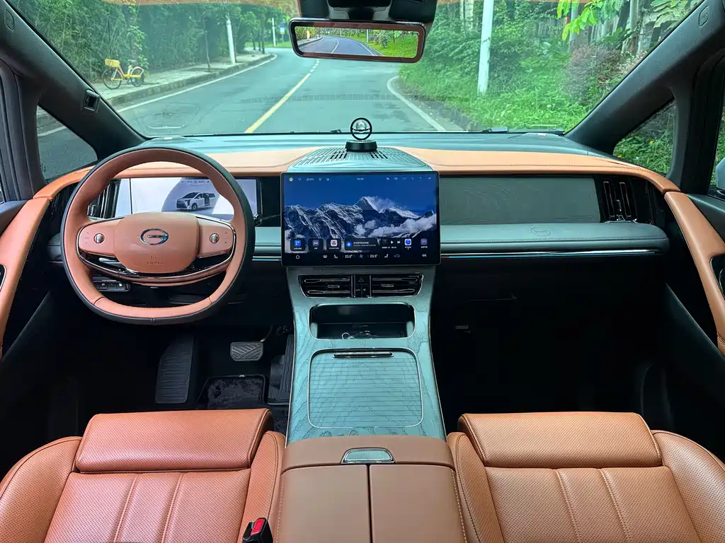 GAC Motor Trumpchi Xiangwang M8 — фото 10